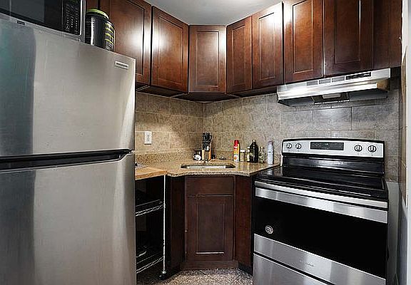 5th image of 529 2nd Ave APT 2F