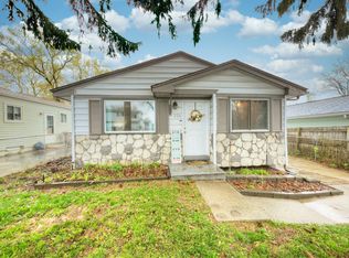 224 W Beverly Ave, Pontiac, MI