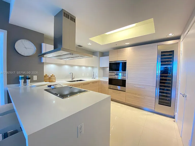 17301 Biscayne Blvd #1808 — Photo 9