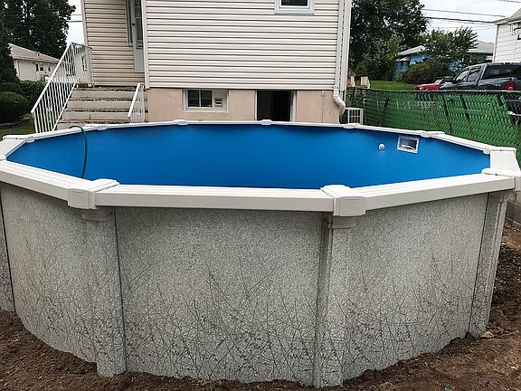 Brand new above ground pool 