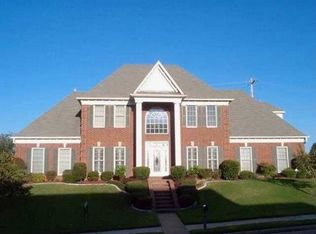 2064 Oak Springs Dr, Cordova, TN 38016