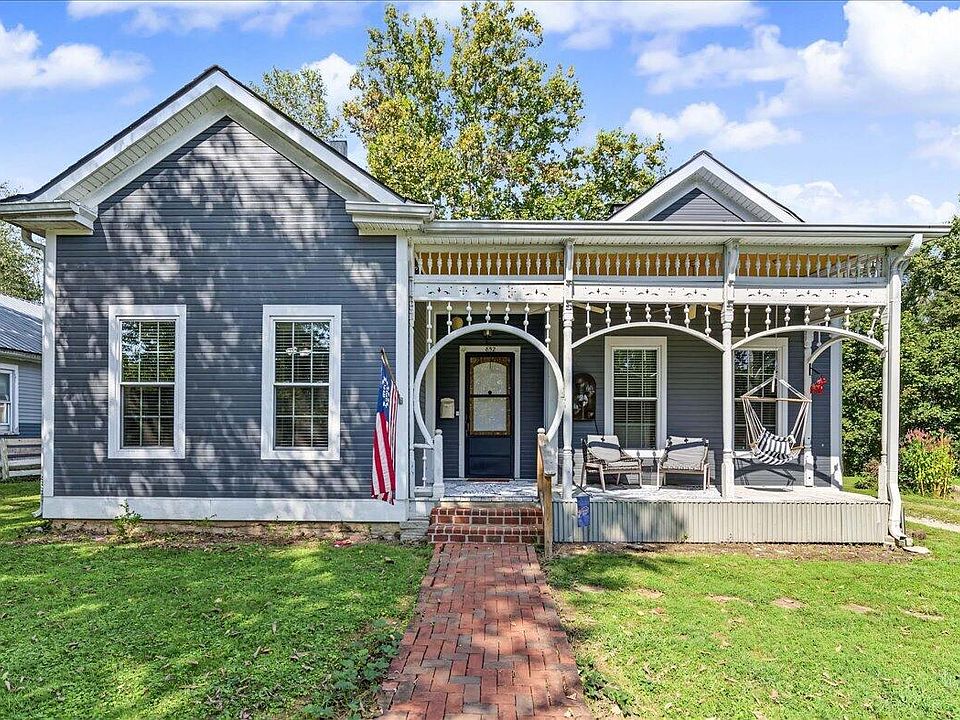 1st image of 852 Kentucky Ave