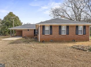 317 E Barnett St, Washington, GA 30673