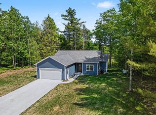 4410 N Pine Ave, Mears, MI 49436
