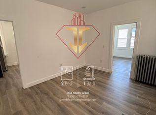 94 Woodlawn Ave APT 4, Jersey City, NJ 07305