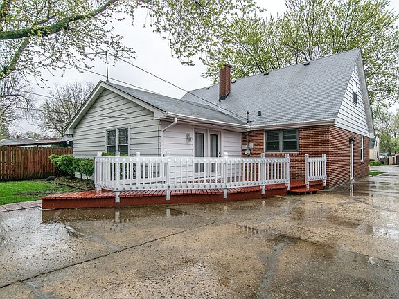 5th image of 1305 W Marion St