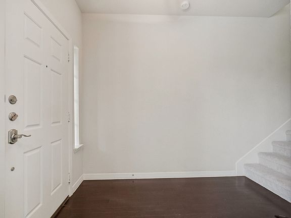 5th image of 3934 Amberwood Dr