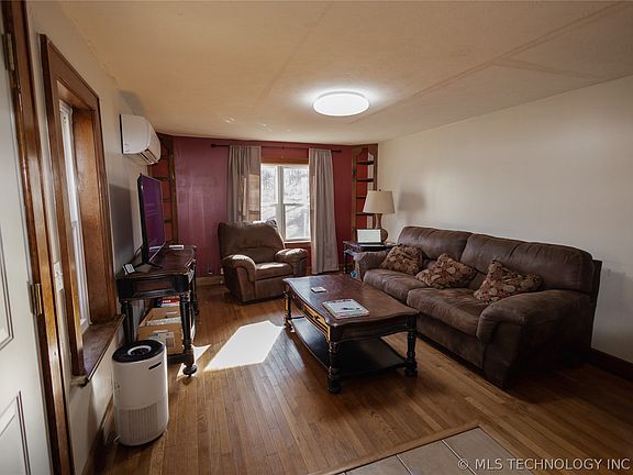 4th image of 37801 County Road 492