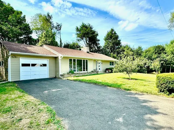 3 Apple Blossom Lane, Danbury, CT 06811