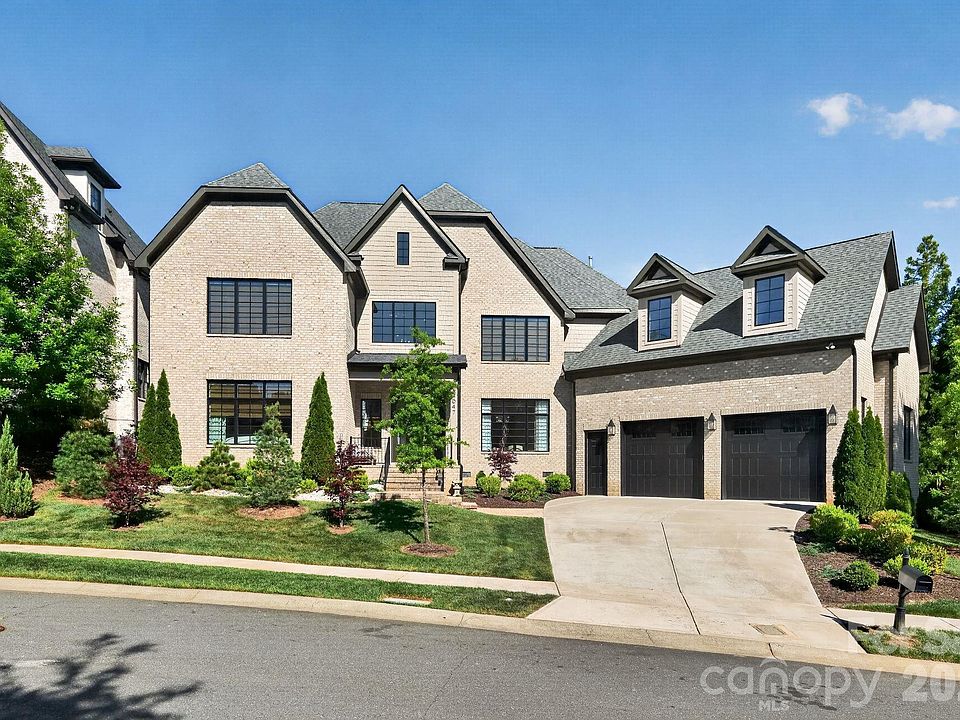 1st image of 4047 Alexandra Alley Dr