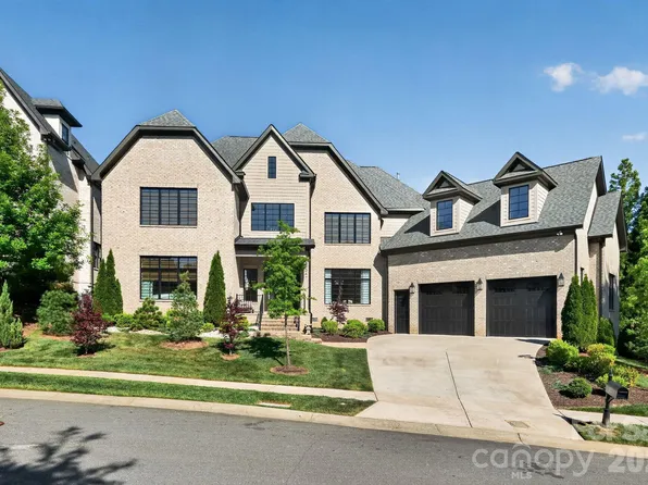 4047 Alexandra Alley Dr, Charlotte, NC 28210