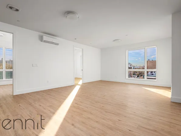 799 East 34th Street image 1 of 13