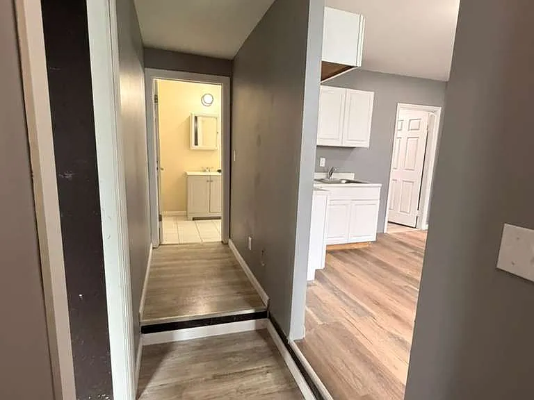 722 2nd Ave #1 — Photo 8