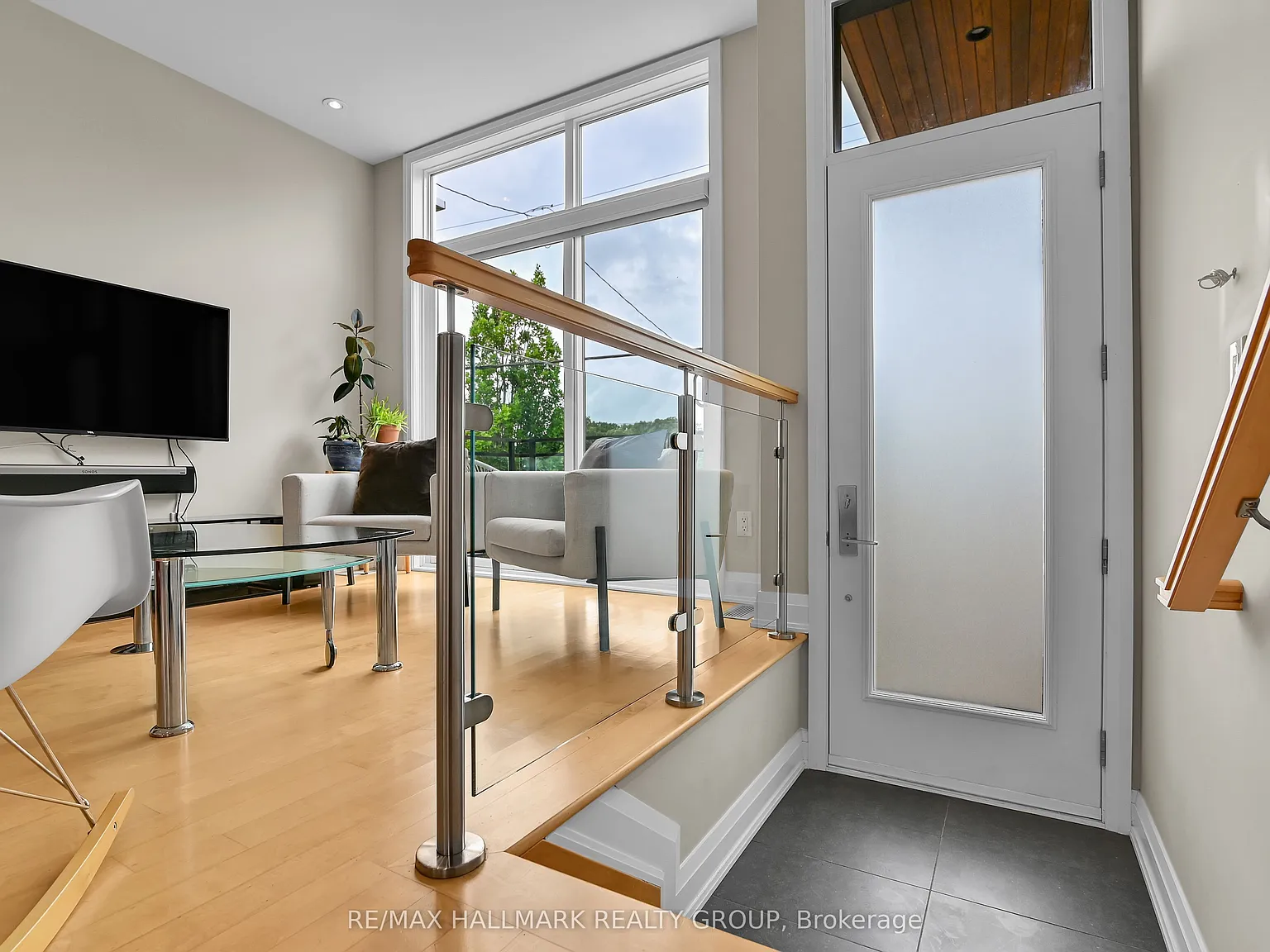 4 bed, $4,500 — Photo 3