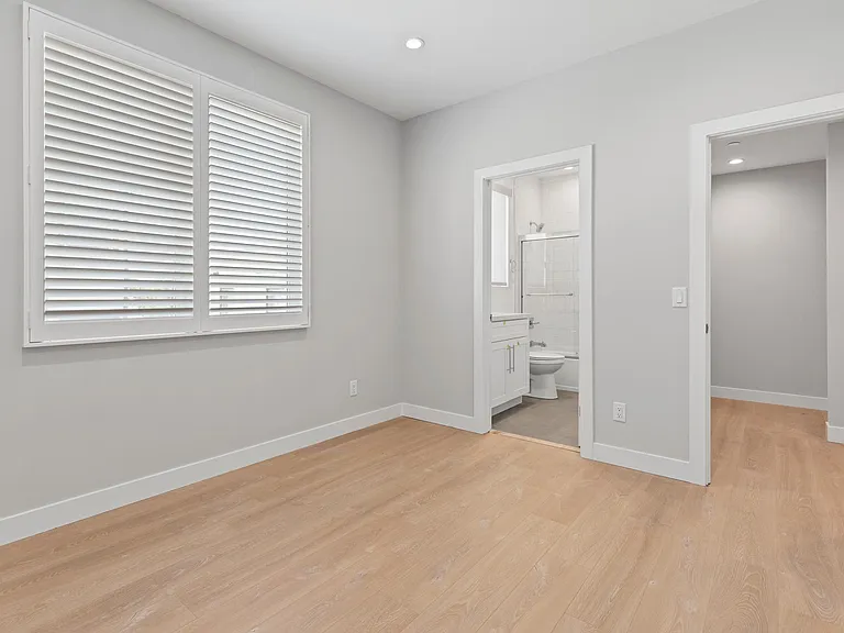 761 Cerro Gordo Ave — Photo 14
