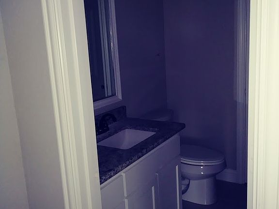 4th image of 10809 Francis Dr