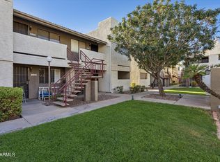 3301 E EARLL Drive #223, Phoenix, AZ 85018