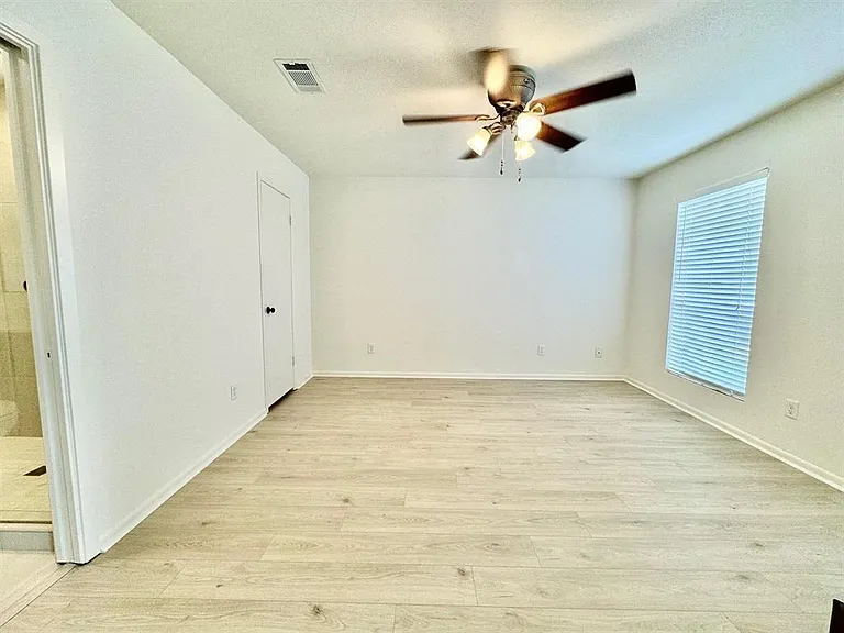 495 Yorktown Ln — Photo 25