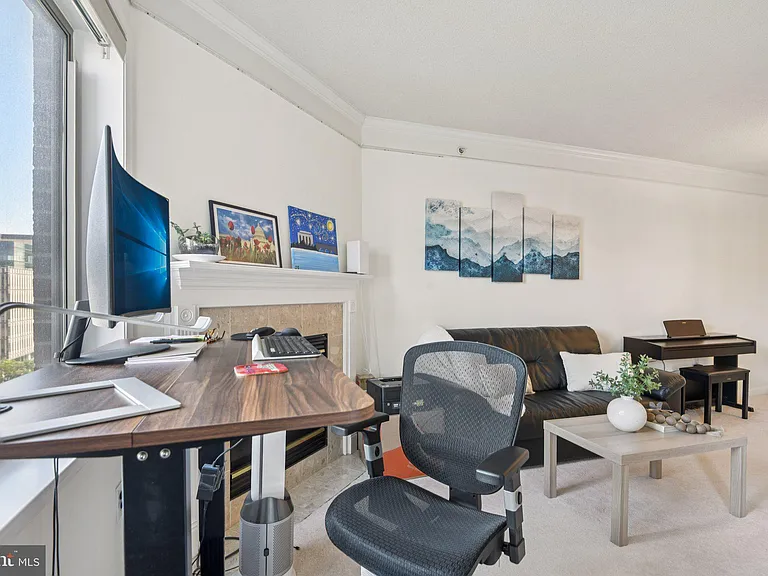 901 N Monroe St #1013 — Photo 13