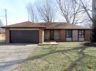 712 S Barnes Ave, Springfield, MO 65802