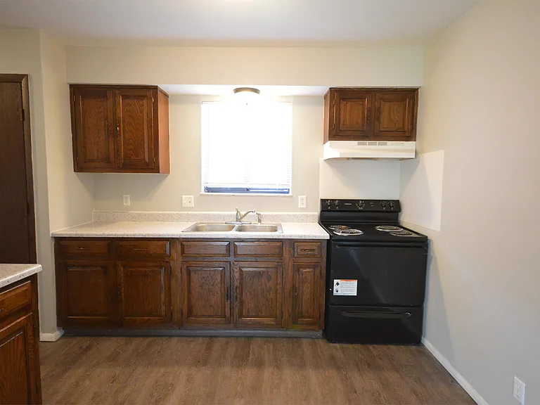 216 E Kilbuck St — Photo 5