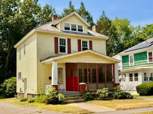 136 Oak Grove Avenue, Brattleboro, VT 05301