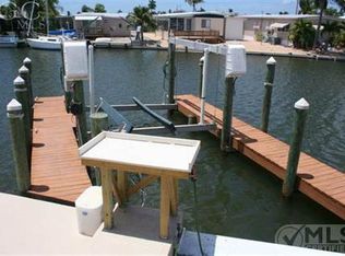 3803 Dewberry Ln, Saint James City, FL 33956