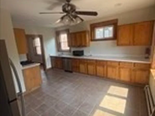 220 Magnolia St, Dorchester, MA