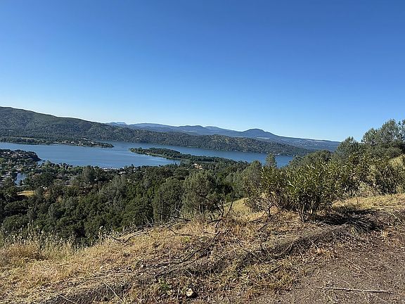 12453 Alta Vista of lake