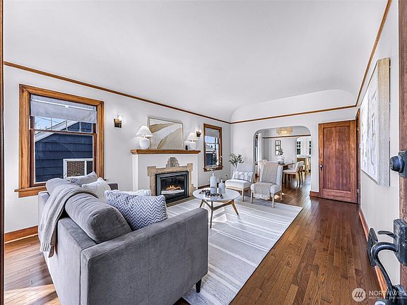 5th image of 3607 SW Manning Street