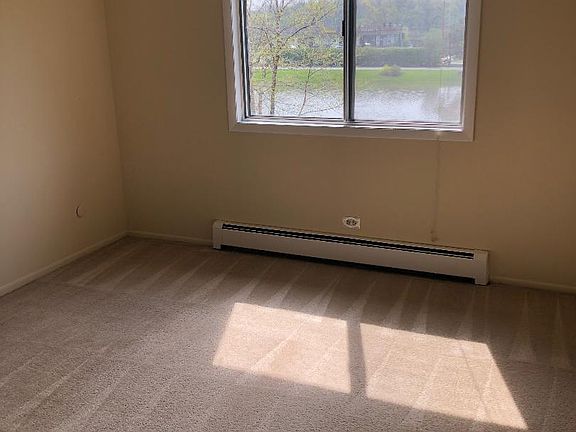 4th image of 3751 Salem Walk APT B1