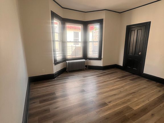 3rd image of 71 Lenox Ave #2