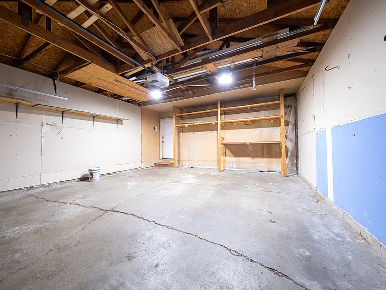 3688 Falcon Way — Photo 28