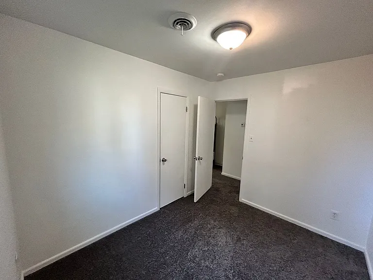 3303 Branch Ave — Photo 11