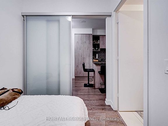 3rd image of 1 Yorkville Ave #2701