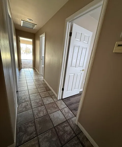 10406 Attleboro Ave — Photo 23