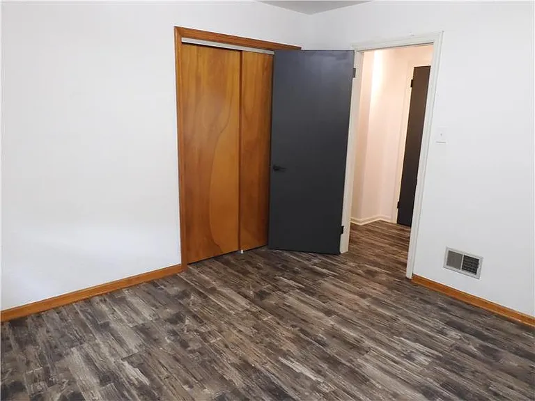 303 Birchwood Dr — Photo 23