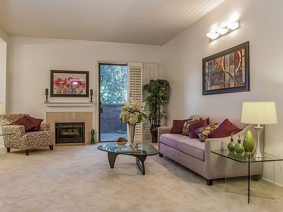 4th image of 700 S Lake Ave APT 143