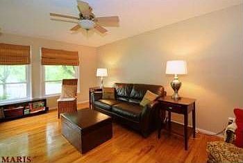 3rd image of 467 Hillbrook Dr