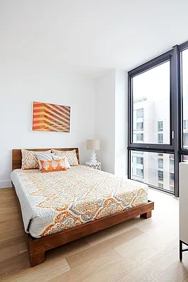 Rented by REAL New York | media 14