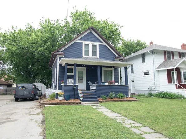 1035 12th St N, Fargo, ND 58102