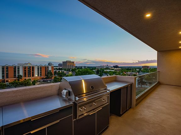5th image of 2424 Louisiana Blvd NE #402