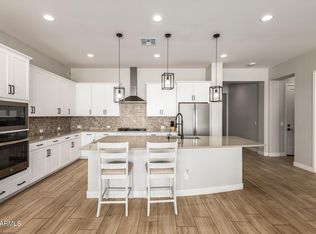 16064 W MONTANA DE ORO Drive, Surprise, AZ 85387