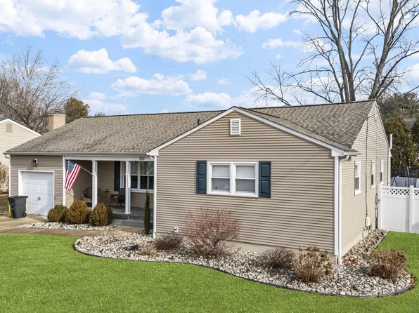 328 Ewingville Rd, Trenton, NJ 08638