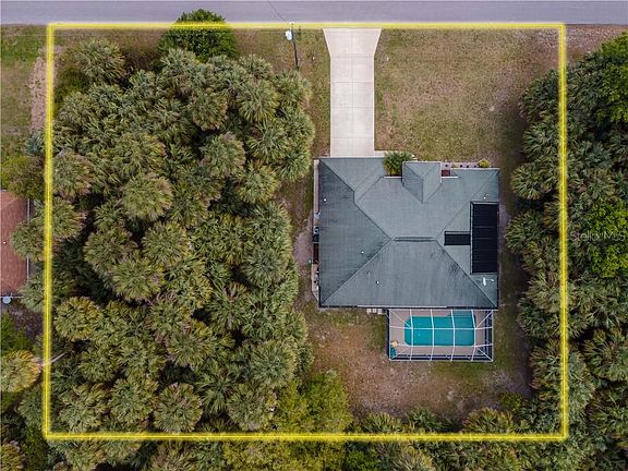 4th image of 1477 Boswell St