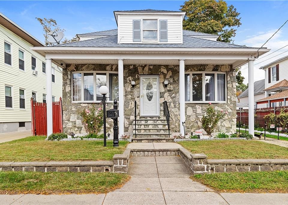 30 Alice St, East Providence, RI 02914 Zillow