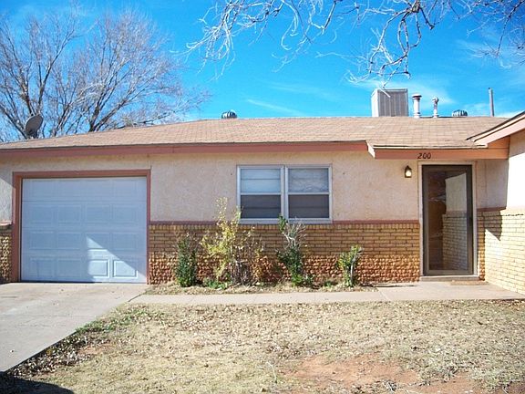 1 Car Attached Garage