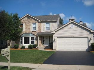 1015 Honeysuckle Dr, Wheeling, IL 60090