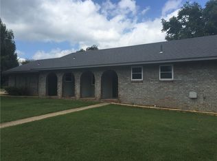 102 Wedgewood Dr, Poteau, OK 74953