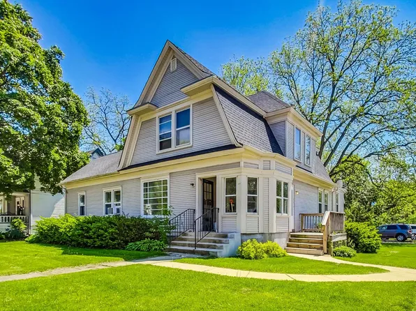 243 W Main St, Cary, IL 60013